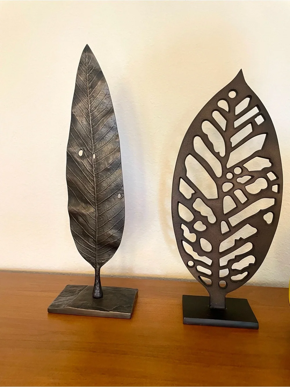 Crate & Barrel Leaf Metal Sculpture Black Modern Home Decor Accent Stand Lot